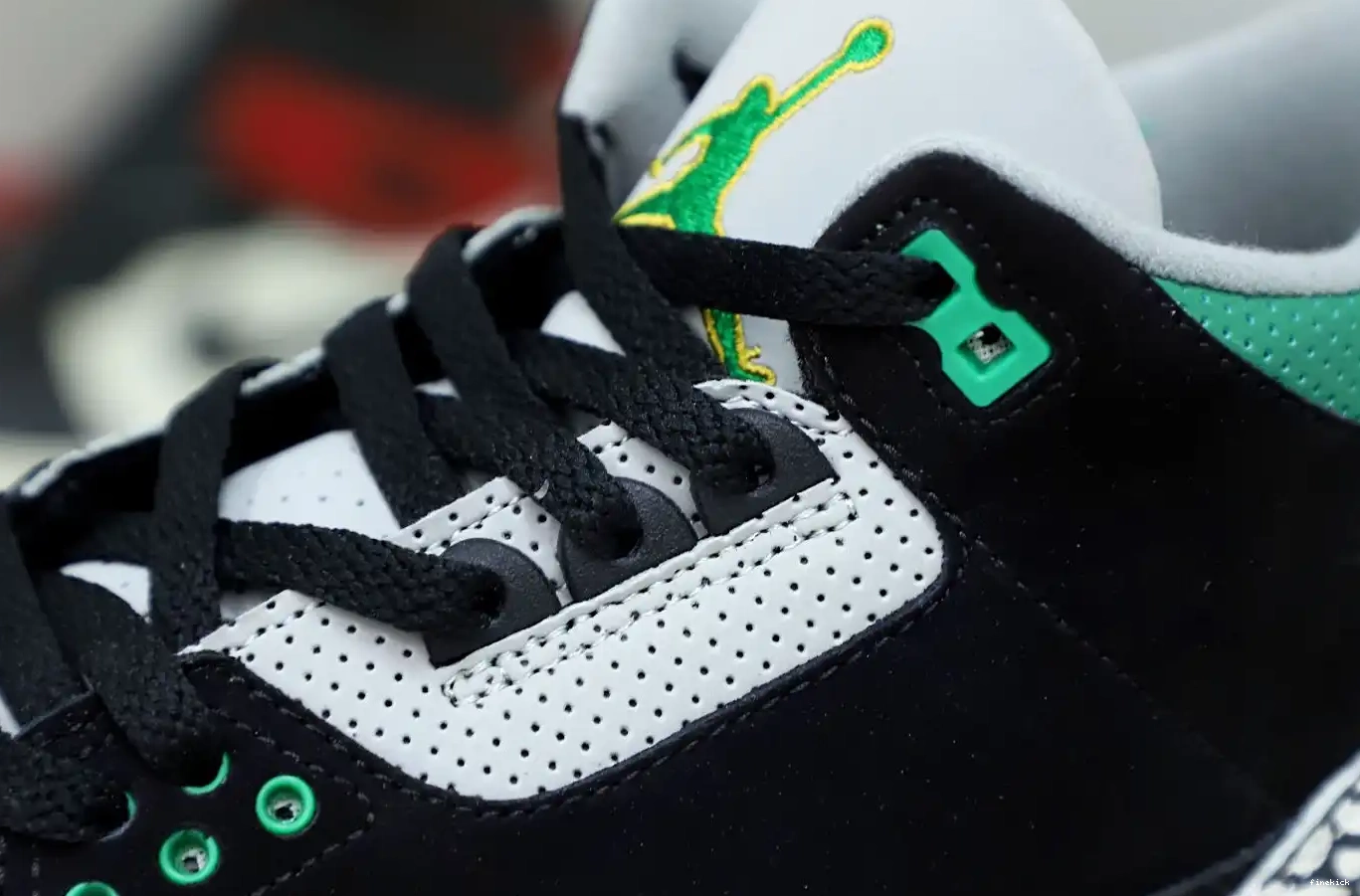 GREEN PINE JORDAN 3 AIR 0504